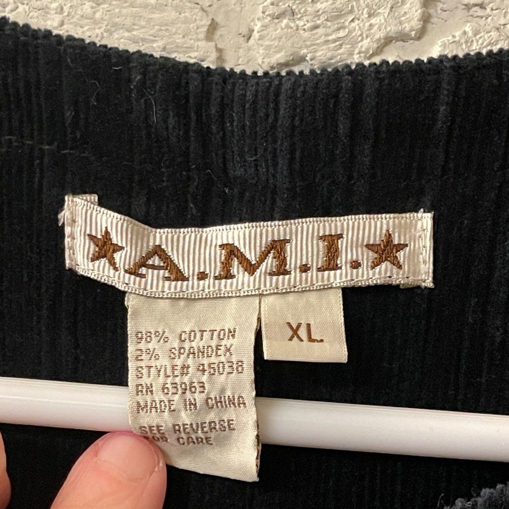 A.M.I. Black Corduroy Cropped Ladies Jacket/Blazer XL - Picture 4 of 9